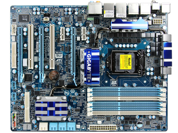 T. Madre Gigabyte GA-P55A-UD6, ChipSet Intel P55 Exp.,
Soporta: Core i7 y Core i5 de Socket 1156,
USB 3.0 y Serial ATA 3.0,
Memoria: DDR3 2600+/1333/1066MHz, 16GB Max,
ATX, Ptos: 3xPCEx16, 2xPCIEx1, 2xPCI