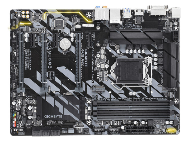 T. Madre Gigabyte Z370 HD3, ChipSet Intel Z370,
Soporta Intel i7 / i5 / i3 de 8va gen, de Socket 1151,
Memoria DDR4 4000(O.C.) / 2666 / 2400 / 2133 MHz, 64GB Max,
Integrado Audio HD, Red, USB 3.0 y SATA 3.0,
ATX, Ptos 1xPCIEx16, 3xPCIEx1.