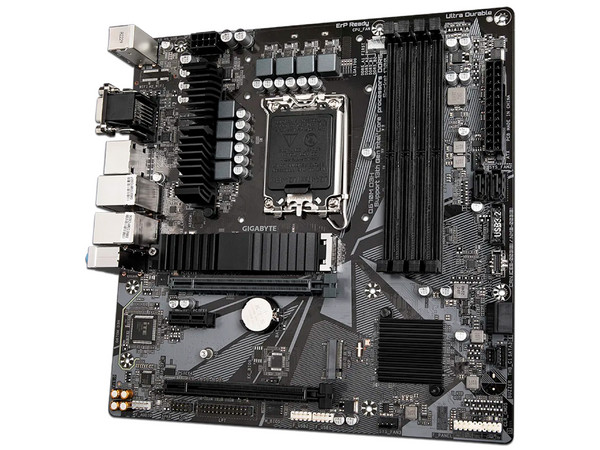 T. Madre GIGABYTE Q670M D3H:
Chipset Intel Q670,
Segmento: Alto,
Soporta: Intel de 12va, 13va y 14va Generación, Socket 1700, 
RAM: DDR5 5600(OC)/ 5200(OC)/ 4000 MHz, 128GB máx, 
Audio HD, Red, USB 3.2, SATA 3.0, M.2, 
Micro ATX, Ptos: 2xPCIE4.0x16
