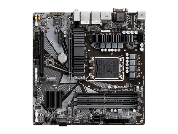 T. Madre GIGABYTE Q670M D3H DDR4:
Chipset Intel Q670,
Segmento: Alto,
Soporta: Intel de 12va Generación de Socket 1700, 
Memoria: DDR4 5333/3200/2133 MHz, 128GB máx, 
Audio HD, Red, USB 3.2, SATA 3.0, M.2, 
Micro ATX, Ptos: 1xPCIex16, 1xPCIex1.