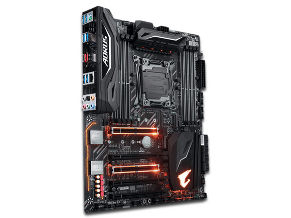 T. Madre Gigabyte X299 AORUS Gaming 3 PRO, ChipSet Intel X299,
Soporta: Procesadores Intel Core X-Series de Socket 2066,
Memoria: DDR4 4400(O.C.)/3600(O.C.)/2133 MHz, 128GB Max,
SATA 3.0, USB 3.0,
ATX, Ptos. 5 x Pciex16.