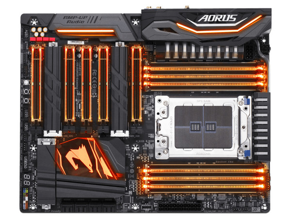 T. Madre Gigabyte X399 AORUS Gaming 7, ChipSet AMD X399,
Soporta: Procesadores AMD Ryzen de Socket TR4,
Memoria: DDR4 3600(O.C.)/2400/2133 MHz, 128 GB Max,
SATA 3.0, USB 3.0,
Integrado: Audio HD, Red Gigabit,
Ptos: 2xPCIEx16, 2xPCIEx8,
ATX