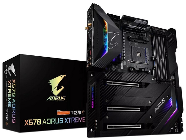 T. Madre Gigabyte X570 AORUS Xtreme, ChipSet AMD X570,
Soporta: AMD Ryzen 3ra, 2nda Generación,
Memoria: DDR4 4400(O.C.) / 4300/ 4266 MHz,
Integrado: Audio HD, Red, USB 3.1 y SATA 3.0, M.2,
E-ATX.
