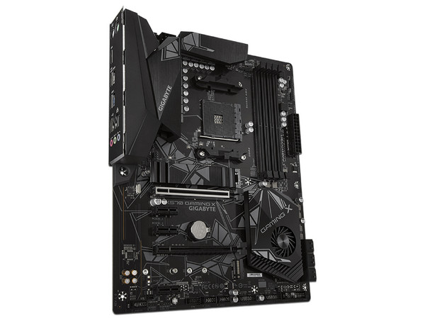 T. Madre Gigabyte X570 GAMING X, Chipset AMD X570,
Soporta: AMD Ryzen 3ra, 2da Gen.,
Memoria: DDR4 4400(O.C.) / 3000/ 2133 MHz, 128GB Máx.,
Integrado: Audio HD, Red, USB 3.0, M.2,
ATX, Ptos: 2xPCIEx16, 3xPCIEx1.