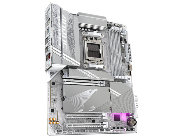 T. Madre Gigabyte X870 A ELITE WF7 ICE: Chipset AMD X870, 
Soporta: Procesadores AMD Serie 9000, 8000, Socket AM5, 
Memoria: DDR5 8200(OC)/6600(OC), 256GB Max, 
Integrado: Wi-Fi 7, Audio HD, USB-C 3.2, M.2, 
ATX, Ptos: 1xPCIE5.0x16, 1xPCIE4.0x16.