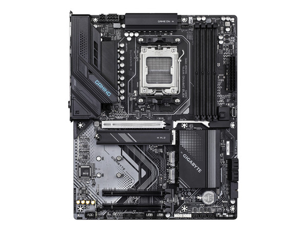 T. Madre GIGABYTE X870 GAMING WiFi6, Chipset AMD X870
Soporta: AMD Ryzen 9000/8000/7000 Series, Socket AM5
Memoria: DDR5 8000/6400/3200 MHz, 256GB Max
Integrado: Audio HD, Red, WiFi 6
USB 3.2, SATA 3.0, M.2
ATX, Ptos: 1xPCIE5.0x16.