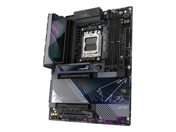 T. Madre Gigabyte X870E Aorus MASTER X,
Chipset X870E, Segmento: Alto,
Soporta: Procesadores AMD Ryzen 9000/8000/7000, Socket AM5,
Memoria: DDR5 9000 MHz, Hasta 256GB,
Integrado: Wi-Fi, Audio, HDMI, M.2,
ATX, Ptos: 1 x PCIEx16 5.0.