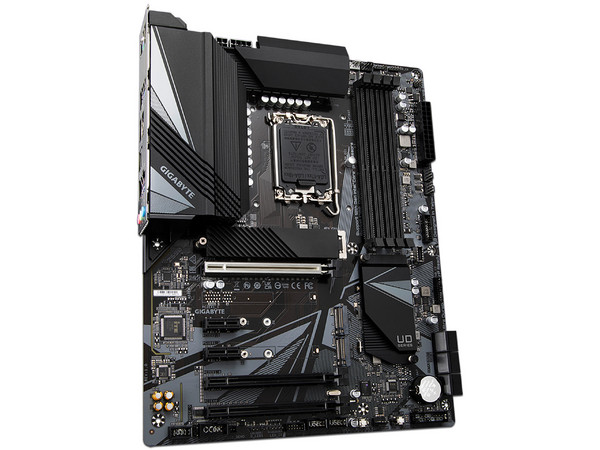 T. Madre Gigabyte Z690 UD, Chipset Intel Z690,
Soporta: Intel 12va y 13va Generación, Socket 1700,
Memoria: DDR5 6000(O.C.)/ 5400(O.C.)/4000 MHz, 128GB Max,
Integrado: Audio HD, Red, USB 3.2, SATA 3.0, M.2,
ATX, Ptos: 1xPCIE5.0x16, 2xPCIE3.0x1
