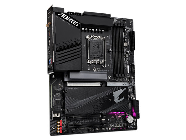 T. Madre GIGABYTE Z790 AORUS Elite AX, 
Chipset Intel Z790,
Segmento: Alto/Gamer,
Soporta: Intel 13va y 12va Generación de Socket 1700,
RAM: DDR5 7600/4800 MHz, 128GB Max,
Audio HD, Red, USB 3.2, SATA 3.0, M.2,
ATX, Ptos: 1xPCIE5.0x16, 2xPCIE4.0x16