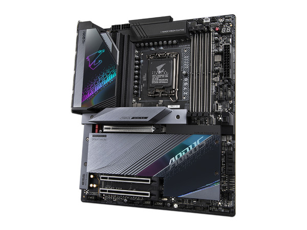 T. Madre Gigabyte Z790 AORUS Master, Chipset Intel Z790,
Soporta: Intel 13va y 12va Generación de Socket 1700,
Memoria: DDR5 8000/6800/4800 MHz, 128GB Max,
Integrado:Audio HD, Red, USB 3.2, SATA 3.0, M.2 Nvme,
ATX, Ptos: 1xPCIE5.0x16, 2xPCIE3.0x16.