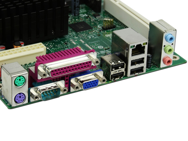 T. Madre Intel Mini-ITX D410PT, OEM
Procesador Integrado Intel Atom D410,
Integrado: Audio, Red, Video Intel GMA 3150,
Memoria: DDR2 667/800, 2 Bancos, 4GBMax,
Ptos: 1xPCI