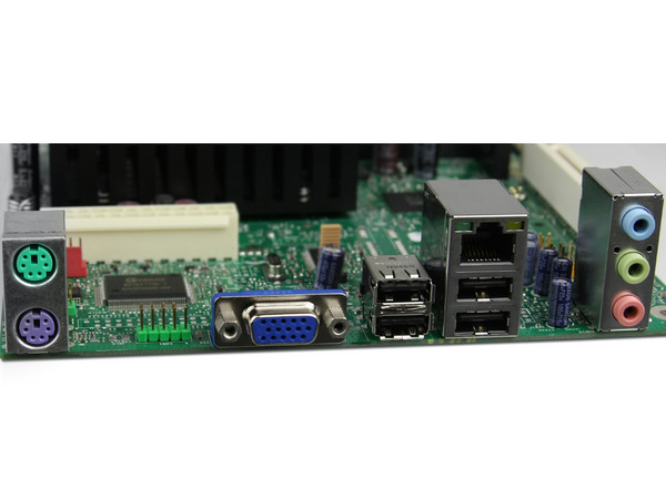 T. Madre Intel Mini-ITX D410PT,
Procesador Integrado Intel Atom D410,
Integrado: Audio, Red, Video Intel GMA 3150,
Memoria: DDR2 667/800, 2 Bancos, 4GBMax,
Ptos: 1xPCI