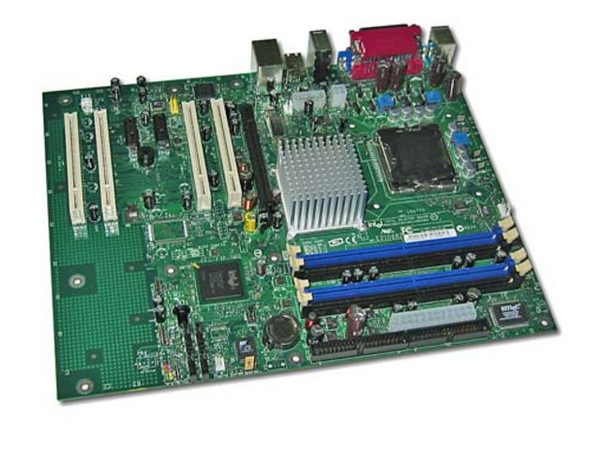 T. Madre Intel D915GEVL, ChipSet 915G Express,
Soporta: Intel LGA775 de 800MHz,
Integrado: Video Accelerator 900, Audio, Red,
Memoria: DDR2 533/400, 4 Bancos, 4GB Max,
Diseño: ATX, Ptos: 1 x PCI Express x16;
2x PCI Express x1; 4 x PCI