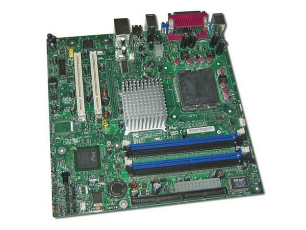 T. Madre Intel D915GVWBL, ChipSet Intel 915GV,
Soporta: Intel LGA775 de 800MHz,
Integrado: Red 10/100, Audio, Video Intel Accelerator 900,
Memoria: DDR 333/400 Mhz, 4 Bancos, 4GB Max,
Diseño: Micro ATX, Ptos:1x PCI Express x1,
2 x PCI convencionales