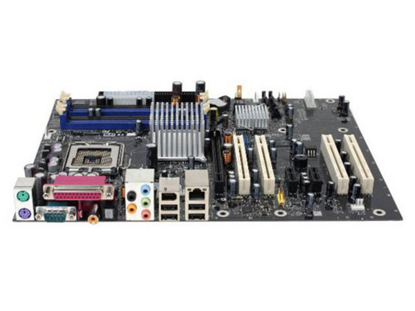 T. Madre Intel D925XECV2LK, ChipSet Intel 925XE,
Soporta: Intel LGA775 de 800 y 533 MHz,
Integrado: Audio High Definition de 6 canales,
Memoria: DDR2 400/333, 4 Bancos, 4GB Max,
Diseño: ATX, Ptos: 1 x PCI Express x16,
2x PCI Express x1, 4 x PCI