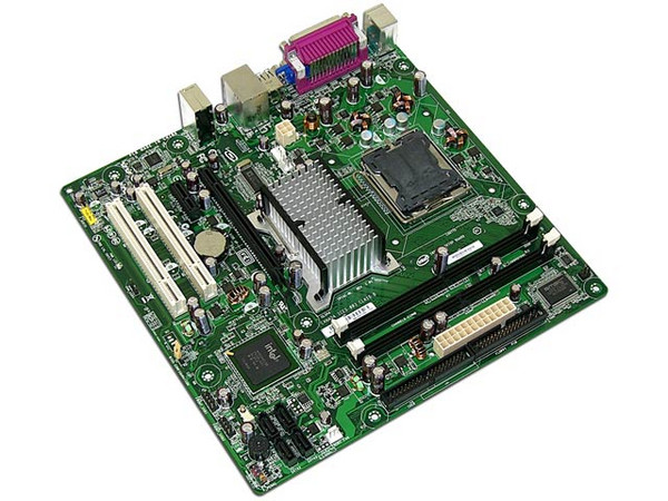T. Madre Intel D945GCNL, ChipSet Intel 945GC,
Soporta: Pentium 4, D, Core2Duo, 533/800/1066MHz,
Integrado: Audio 5.1, Red, Video GMA 950,
Memoria: DDR2 667/533, 2 Bancos, 2GBMax,
Diseño: microATX, Ptos: 1xPCI Expressx16,
1xPCI Express x1, 2xPCI