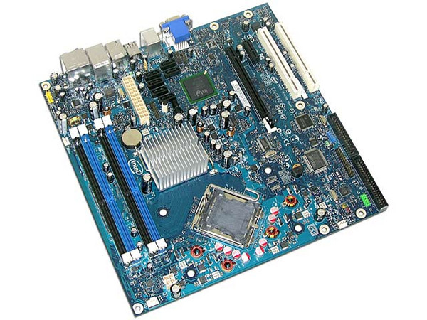 T. Madre Intel G965MQMKR, ChipSet Intel G965,
Soporta: Pentium 4, D, Core2Duo, 533/800/1066MHz,
Integrado: Audio 7.1, Video Intel GMA X3000, Red,
Memoria: DDR2 800/667/533, 4 Bancos, 8GB Max,
Diseño: MicroBTX, Ptos: 1xPCE. x16, 1x PC