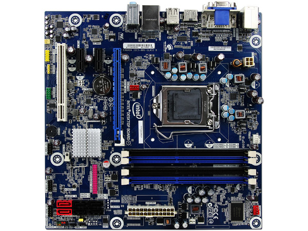 T. Madre Intel DH55TC, ChipSet Intel H55 Exp.,
Soporta: Core i7, Core i5 y Core i3 de Socket 1156,
Integrado: Audio 5.1, Red 10/100/1000,
Memoria: DDR3 1333/1066MHz, 16GB Max,
mATX, Ptos: 1xPCEx16, 2xPCEx1, 1xPCI