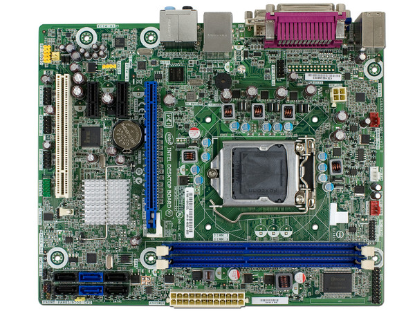 T. Madre Intel DH61BE-B3, ChipSet Intel H61 Exp.,
Soporta: Core i7, Core i5 y Core i3 de Socket 1155,
Integrado: Audio HD, Red Gigabit,
USB 3.0 y Serial ATA 3.0,
Memoria: DDR3 1333, 1066 16GB Max,
mATX, Ptos: 1xPCEx