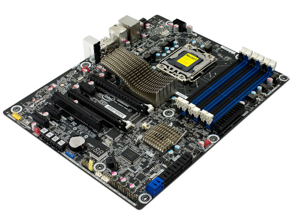 T. Madre Intel DX58OG, ChipSet Intel X58 Express,
Soporta: Core i7 de Socket 1366,
Integrado: Audio HD, Red 10/100/1000,
USB 3.0 y Serial ATA 3.0,
Memoria: DDR3 1600+/1333/1066 MHz, 48GB Max,
ATX, Ptos: 2xPCIEx16, 3xPCIEx1, 1xPCI