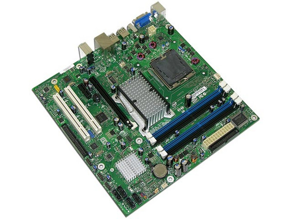 Tarjeta Madre Intel DG33BU Classic Series,
Soporta: Cel. 400, DualCore, 2Duo, 800/1066/1333MHz,
Memoria: DDR2 800, 4 Bancos, 8GB Max,
Integrado: Audio 6 CH, Video Intel GMA 3100, LAN,
Diseño: mATX, Ptos:1xPCI-E X16, 