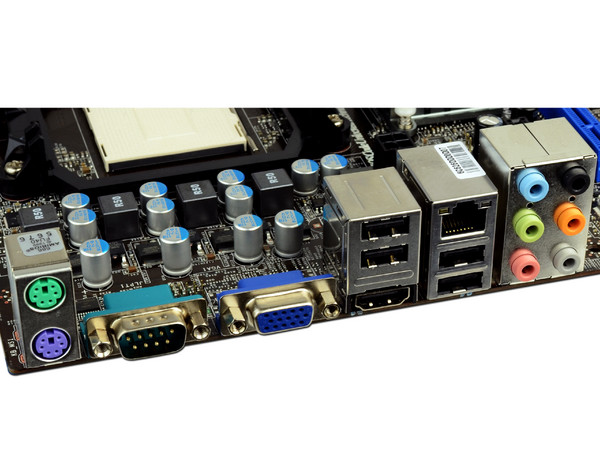 T. Madre MSI 760GM-P35, ChipSet AMD 760G,
Soporta: Phenom X4 de Socket AM3,
Integrado: Video Radeon  HD 3000, AudioHD, Red,
Memoria: DDR3 1600*(OC)/1333/1066MHz, Max 16GB
Diseño mATX, Ptos: 1xPCIEX16, 2xPCIEx1, 1xPCI