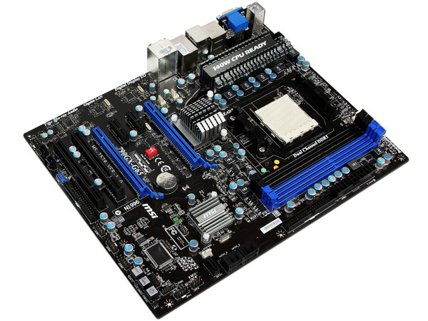 T. Madre MSI 790GX-G65, ChipSet AMD 790GX,
Soporta: Phenom II X3 y X4 de Socket AM3,
Integrado: Video ATI HD3300, Audio HD, Red,
Memoria: DDR3 1333/1066 MHz,
Diseño ATX, Ptos: 2xPCIEX16, 2xPCI-EX1, 2xPCI 