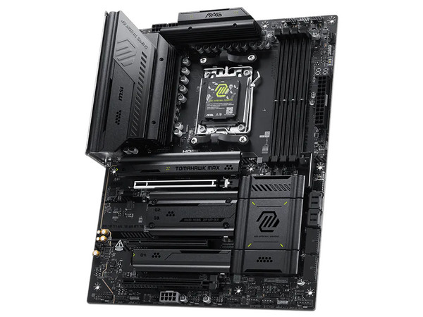 T. Madre MSI MAG X870E TOMAHAWK MAX WIFI:
Chipset AMD X870E,
Segmento: Alto/Gamer,
Soporta: AMD Ryzen 7ma, 8va y 9na Generación, Socket AM5,
RAM: DDR5 8400/ 6800/ 4800MHz,
AudioHD, Wi-Fi 7, USB 3.2, SATA, M.2,
ATX, 1xPCIE5.0x16, 1xPCIE4.0x16.
