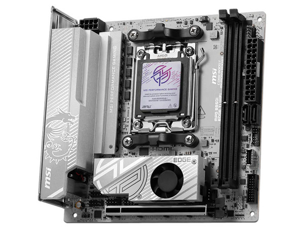 T. Madre MSI MPG B850I EDGE TI WIFI,
Chipset AMD B850,
Segmento: Alto/Gamer,
Soporta: Procesadores AMD Serie 9000, 8000 y 7000, Socket AM5, 
RAM: DDR5 5600/4800MHz, 128GB Max,
Wi-Fi 7, Bluetooth v5.4, Audio HD, USB-C 10Gbps, 
Mini-ITX, Ptos: 1xPCIE