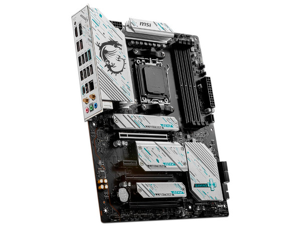 T. Madre MSI GAMING X670E PLUS WIFI, Chipset AMD X670E, Soporta Procesador AMD Ryzen 8000 y 7000 Series, Socket AM5, Memoria: DDR5 7800+(OC)/6200(OC)/4800MHz, 256GB Máx, Integrado: Audio HD, Wi-Fi 6E, USB 3.0, SATA 3.0, M.2, ATX, 3xPCIEx16, 1xPCIEx1