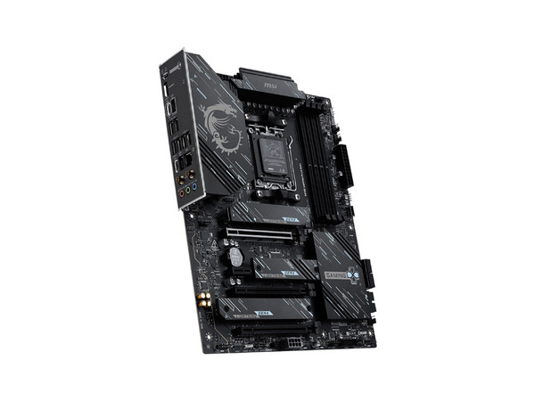 T. Madre MSI X870E GAMING PLUS WIFI, 
Chipset AMD X870E, 
Segmento: Alto/Gamer,
Soporta: Procesadores Ryzen 9000, 8000 y 7000, Socket AM5, 
RAM: DDR5 8200+ MHz, hasta 256GB Max, 
Audio HD, Red, Wi-Fi 7, USB 3.2, M.2, ATX 
Ptos: PCIe 5.0.