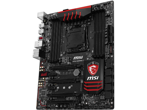 T. Madre MSI X99A Gaming 7, ChipSet Intel X99,
Soporta: Core i7 de Socket LGA2011-v3,
Memoria: DDR4 2133 MHz, 128 GB Max,
Integrado: Audio HD, Red, USB 3.1 y SATA 3.0,
ATX, Ptos: 4xPCIE 3.0 x16, 2xPCIEx1.