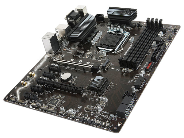 T. Madre MSI Z370-A PRO, ChipSet Intel Z370, 
Soporta: Core i7 / i5 / i3 de 8va Generación de Socket 1151,
Memoria: DDR4 4000+(OC)/ 3300(OC)/ 2133 MHz, 64GB Max,
Integrado: Audio HD, Red, USB 3.0 y SATA 3.0
ATX, Ptos: 2xPCIEx16, 4xPCIEx1