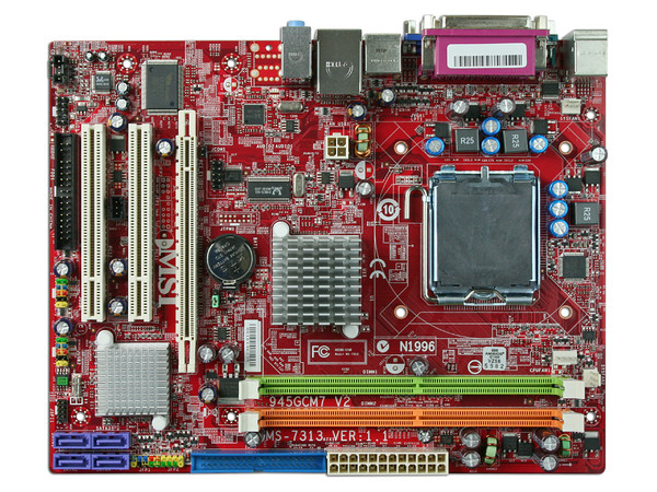 T. Madre MSI 945GCM7-L, ChipSet Intel 945GC,
Soporta: Celeron400, DualCore, Core2Duo,
Memoria: DDR2 667/533/400, 2 Bancos, 4GB Max,
Integrado: Audio, Red, Video,
Diseño: microATX, Ptos: 1xPCEx16, 1xPCE, 2xPCI