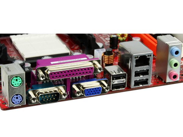 T. Madre PCCHIPS A15G, ChipSet nVIDIA MCP61P,
Para: Phenom II, Athlon II, Socket AM2+ y AM3,
Integrado: Video nVIDIA, Audio HD, Red 10/100,
Memoria: 2x DDR2, Max. 8GB, Diseño Micro ATX,
Ptos: 1xPCI-E X16, 1xPCI-E X1, 2xPCI