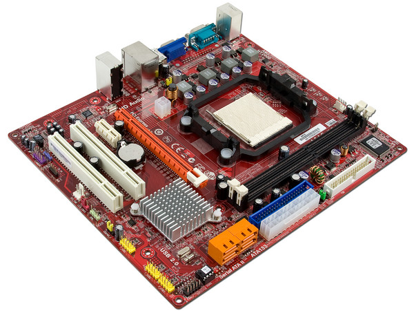 T. Madre PCCHIPS A51G, ChipSet NVIDIA MCP61P,
Para: Phenom II, Athlon II, Socket AM3,
Integrado: Video GeForce 6150, Audio, Red 10/100,
Memoria: 2x DDR3, Max. 8GB, Diseño Micro ATX,
Ptos: 1xPCI-E X16, 1xPCI-E X1, 2xPCI