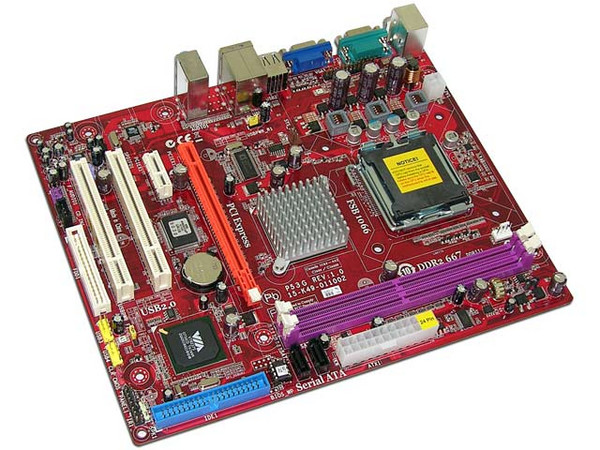 T. Madre PCCHIPS P53G (V1.0), ChipSet VIA P4M900CD,
Soporta: Cel.400, DualCore/Duo/Quad, 1066/800/533MHz,
Memoria: DDR2 667/533/400, 2 Bancos, 4GB Max,
Integrado: Audio 5.1, Red 10/100, Video Chrome9,
Diseño: MicroATX, Ptos: 1xPCEx16, 1xPCE, 2xPCI