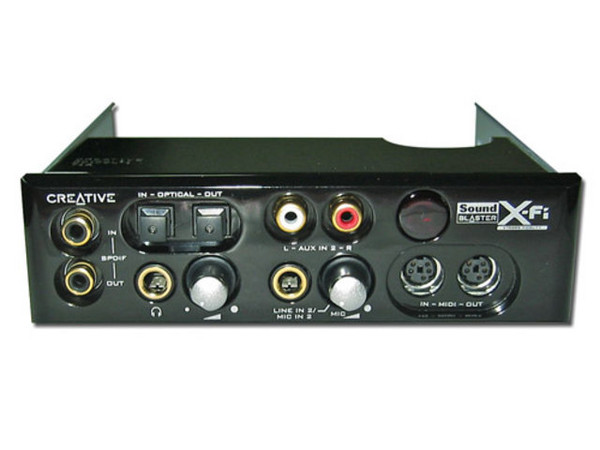 Tarjeta de Sonido Sound Blaster X-Fi Platinum, Sonido 7.1 DTS-ES y Dolby Digital EX, Entradas: RCA, E/S MIDI y E/S digital óptica y coaxial, PCI.