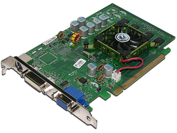 T. de Video eVGA GeForce 7300GS con 256MB DDR2, DVI y Salida a TV. Puerto PCI Express x 16
