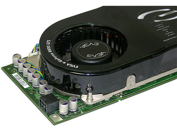 Tarjeta de Video EVGA GeForce 8800GTS, 320MB DDR3, Dual DVI, Salida a TV/HDTV. DirectX 10. PCI Express 16x