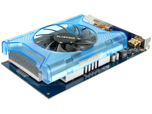 Tarjeta de Video Gigabyte NVIDIA GeForce GT 220, 1GB DDR3, HDMI, DVI. Puerto PCI Express 2.0