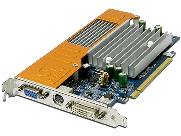 T. de Video GIGABYTE nVIDIA GeForce 7200 GS con 256MB DDR2, DVI y Salida a TV. Puerto PCI Express x 16