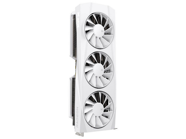 Tarjeta de Video AMD Radeon RX 9070 XT XFX Quicksilver, 16GB GDDR6, 1xHDMI, 3xDisplayPort, PCI Express 5.0, Color Blanco