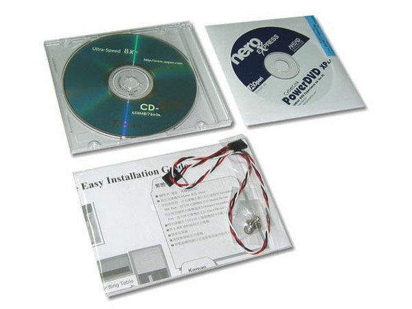Combo AOpen : Quemador de CDs Graba/Regraba/Lee: 52x/32x/52x y lee DVD-ROM.