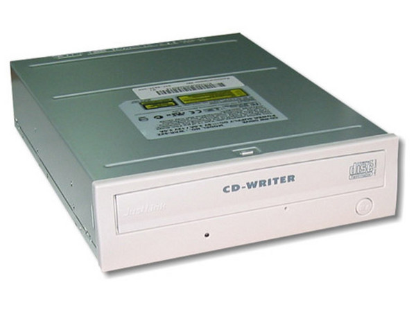 Quemador de CDs Artec, Interno, Velocidades Graba/Regraba/Lee : 52x/32x/52x.