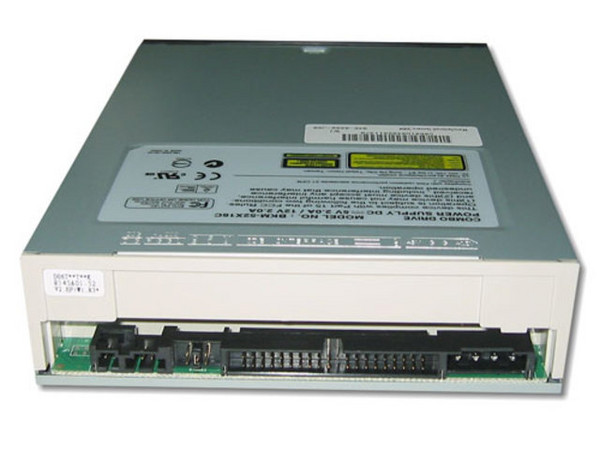 Combo Artec Interno, Quemador de CDs 52x/24x/52x + DVD de 16x(Lectura). Color Negro