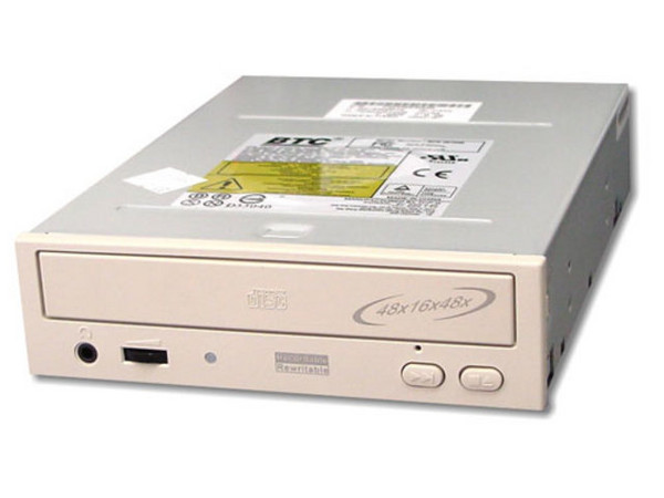 Quemador de CDs BTC, Interno, Graba/Regraba/Lee: 48x/16x/48x. + Paquete de 50CDs Gratis!