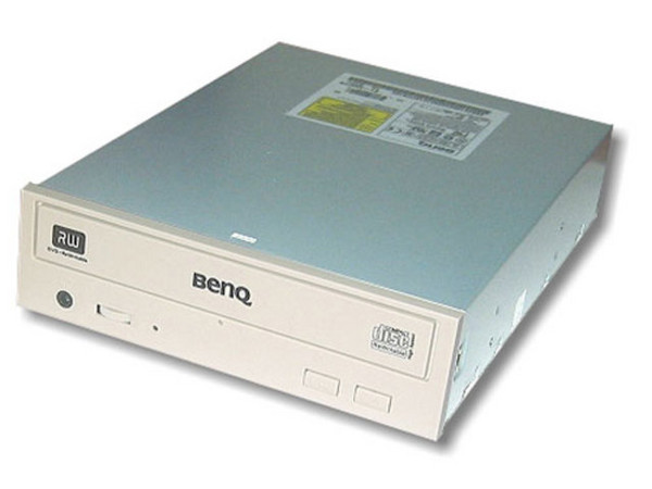 Quemador de DVD+R/+RW y CDs, Marca BENQ, 
DVD+RW: Graba/Regraba/Lee: 4x/4x/12x, 
CD-RW: Graba/Regraba/Lee: 16x/10x/40x