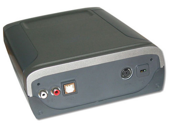 Quemador Externo DVD±R/±RW y de CDs, Marca Iomega, 
DVD-RW+: Graba/Regraba/Lee : 4x/2.4x/12x,
DVD-RW-: Graba/Regraba/Lee : 4x/2x/12x,
CD-RW: Graba/Regraba/Lee: 24x/16x/32x