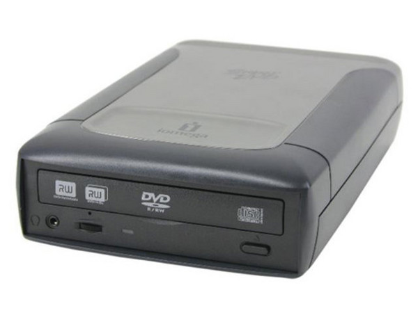 Quemador Iomega Super DVD Multiformato, Externo, USB 2.0
DVD+RW: Graba/Regraba/Lee: 16x/4x/16x,
DVD-RW: Graba/Regraba/Lee: 8x/4x/16x,
CD-RW: Graba/Regraba/Lee: 40x/24x/40x